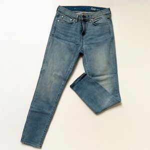 Gap 1969 Always Skinny Jeans (Size 26)